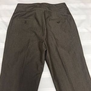 Larry Levine Womens Dress Pants Size 8 Brown Flat
